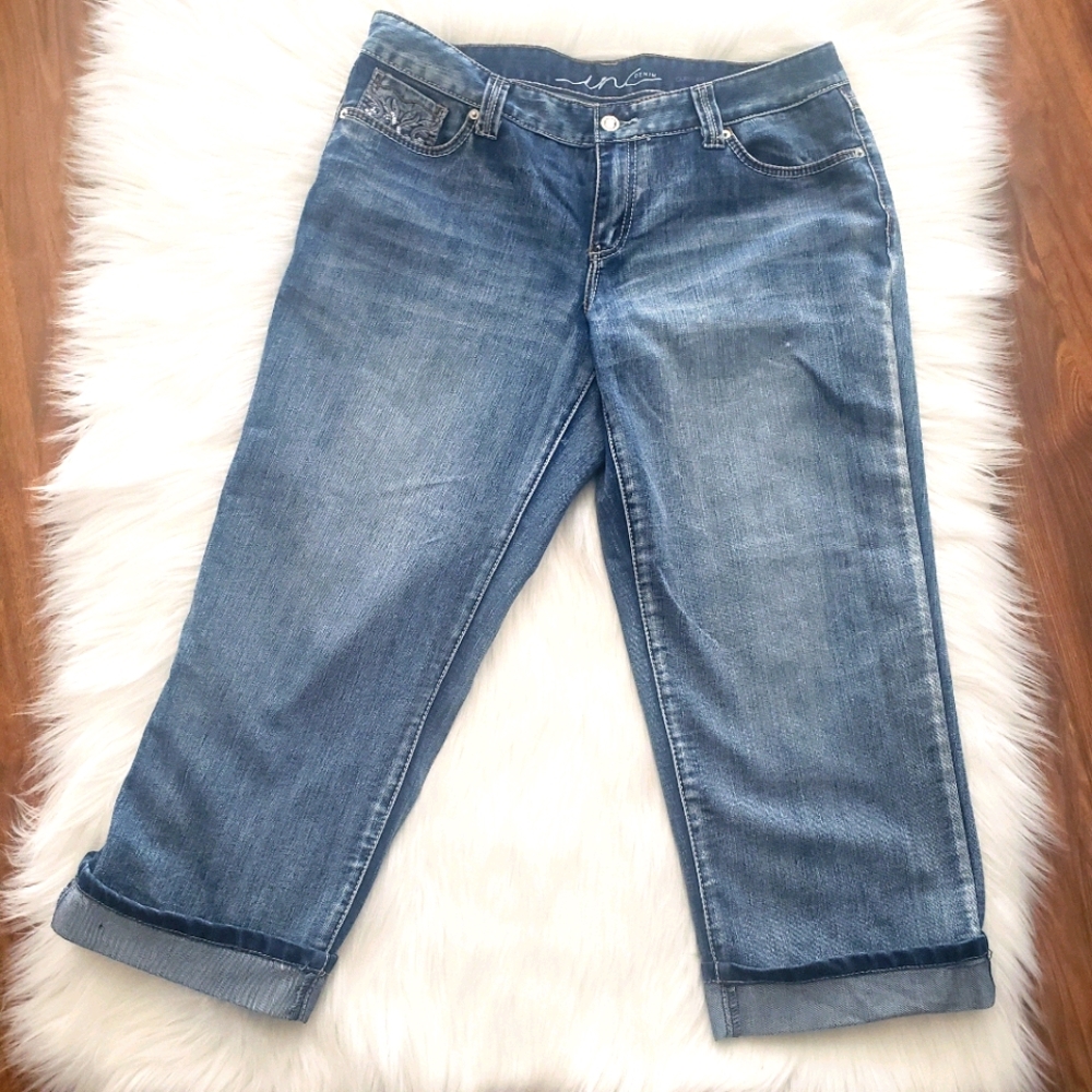 INC international denim Curvy Fit Capri,size 14